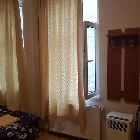 Economic Victoriei Apartment *