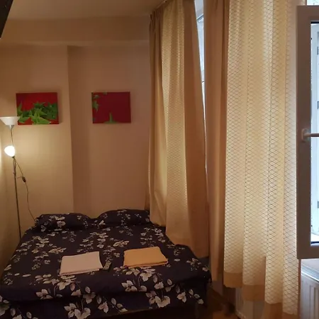 Economic Victoriei Apartmán